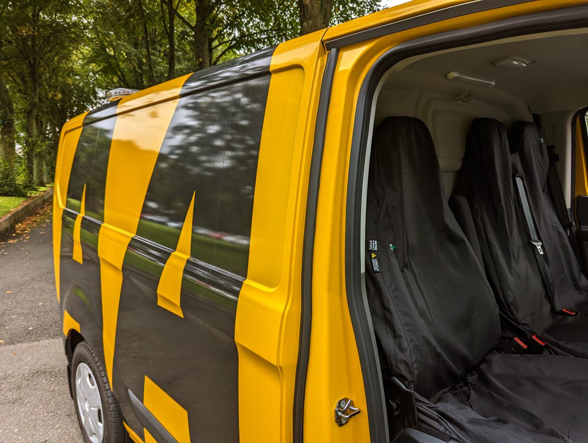 Did you know we're partnered with the AA? This incredible company that everyone recognises has our seat covers in their vans! So, next time you're in a spot of bother and need to call them, keep an eye out for our trusty seat covers!