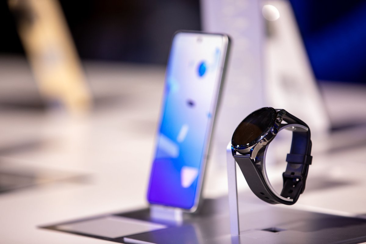 bruteandbelle's tweet image. From smartphones to robots and gaming systems with augmented reality, the #TECNOAI &amp;amp; Ecosystem Showcase unveiled innovation and efficiency in smart devices, powered by advanced AI.

@TecnoMobileGh

#TECNOAIEvolution #BruteAndBelle #YaniDigital