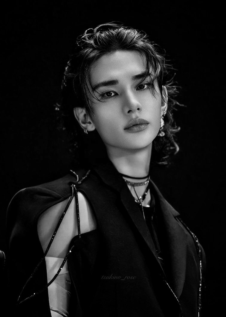 tsukino_rose's tweet photo. #Hyunjin #ヒョンジン https://t.co/iasUDCofWe