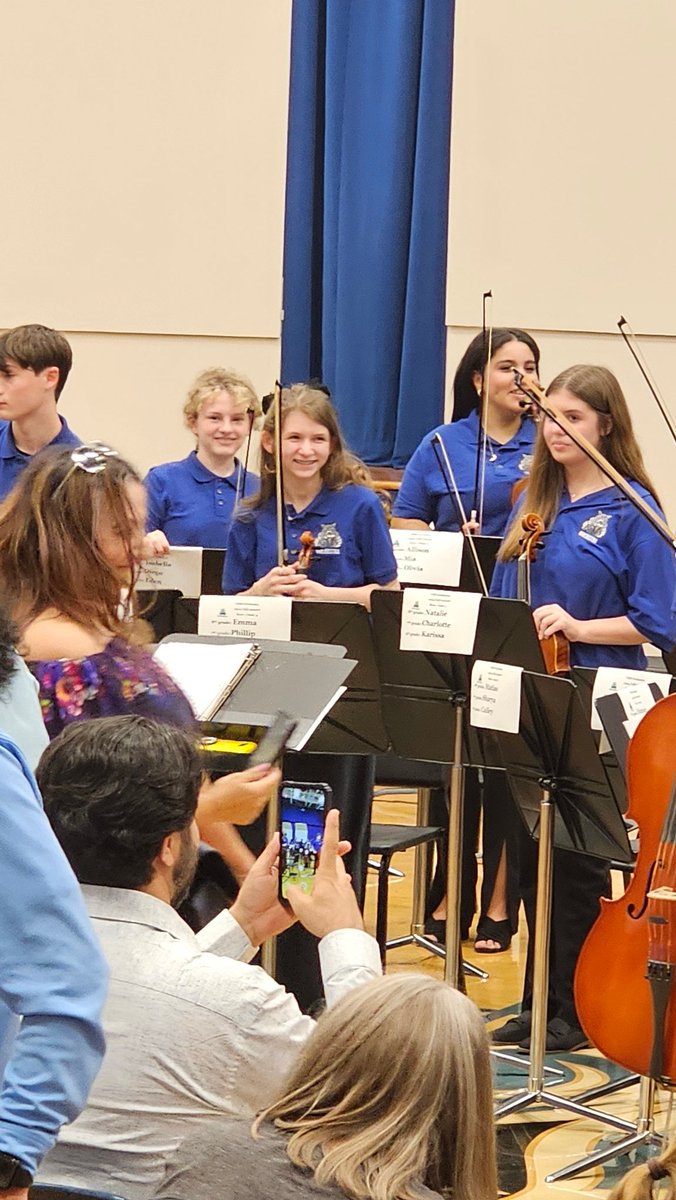 vanessa dyon tweet media