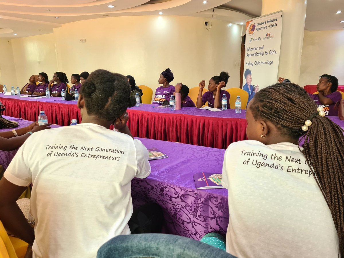 Earlier today,our team leader <a href="/nankunda20/">Hope Nankunda</a> facilitated a session <a href="/DreamEDOU/">Educ & Devt Opp-Uganda</a> on business and entrepreneurship skills for teenage mothers,girls at risk of child marriage &amp; survivors of violence.She shared strategies on stress management,goal setting &amp; the proper use of social media