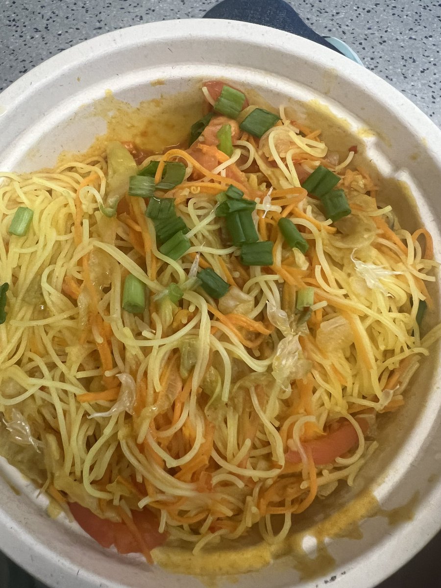 gerigeans's tweet photo. Scrumptious turmeric  spiced  rice noodle #GoVegan #vegan #veganfood  #plantbased  #plantbaseddiet  #plantbasefood https://t.co/VXmfgzxWE2