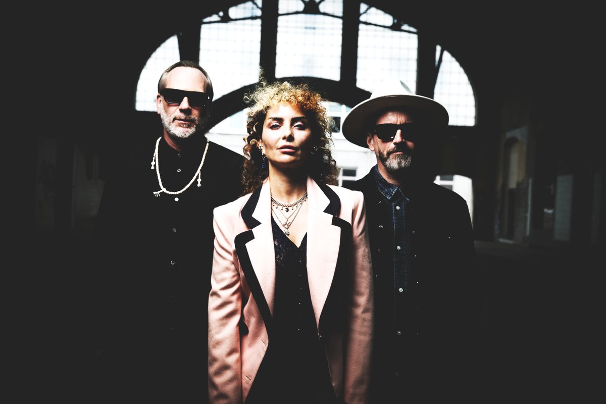 Swedish band #VELVETMOON unleash striking new ballad 'A Love Song'

indie-music.co/2024/10/11/vel…