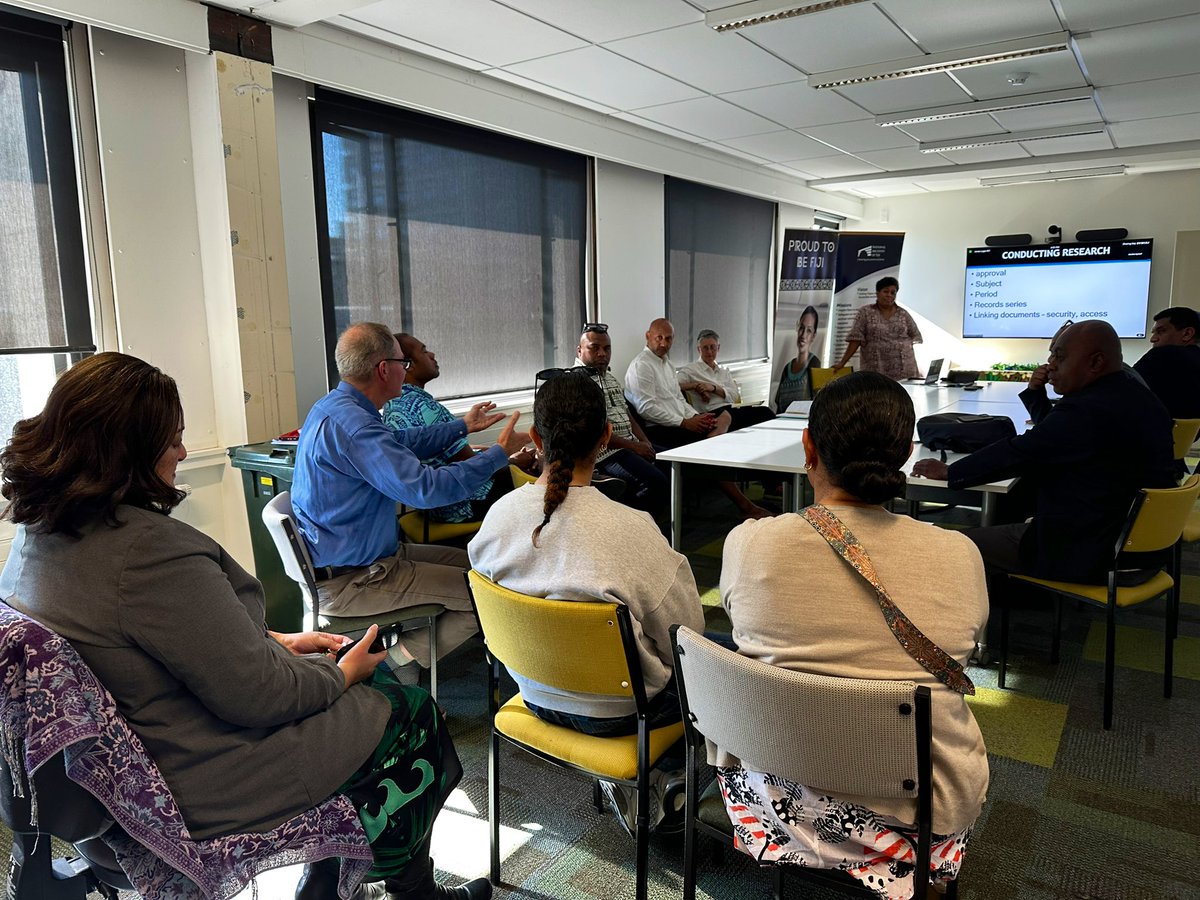 ArielaZibiah's tweet image. PM: #Fiji Archives officials &amp;amp; filmmakers @TumeliTuqota &amp;amp; @dave_lavaki shared how their work contributes to #publicdiscourse &amp;amp; #research to #students, #academic staff at UC &amp;amp; Otago &amp;amp; a delegation from the NZ🇫🇯Mission &amp;amp; MOE, led by  Hon. Aseri Radrodro @ucpacstudies. 1/2
