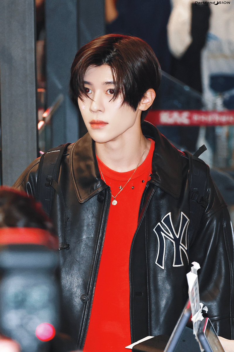 DerMond_SION's tweet photo. 20241011
GMP🛫

#시온 #SION #シオン
#NCT #NCTWISH https://t.co/IpI00c7JgC