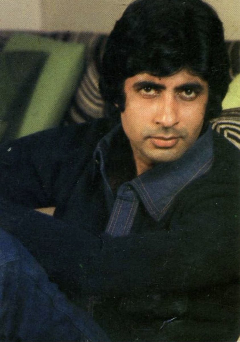 Amitabh Bachchan Fan Club (@iamabfanclub) on Twitter photo Wishing the 'Shahenshah' Of Bollywood, Big B aka <a href="/SrBachchan/">Amitabh Bachchan</a> Don A Very Happy Birthday . We Wish You Good Health And Happiness’s Year Ahead! 🎉🤗🍰🎂🍫🎁💐🎉
#HBDMegastarAmitabhBachchan <a href="/ABFansClub_/">🆎Amitabh Bachchan Fan Club 🆎</a> <a href="/BeingABachchan/">Amitabh Bachchan Fan Club</a> <a href="/TeamSrBachchan_/">Amitabh Bachchan (Parody)</a> Wishing the 'Shahenshah' Of Bollywood, Big B aka <a href="/SrBachchan/">Amitabh Bachchan</a> Don A Very Happy Birthday . We Wish You Good Health And Happiness’s Year Ahead! 🎉🤗🍰🎂🍫🎁💐🎉
#HBDMegastarAmitabhBachchan <a href="/ABFansClub_/">🆎Amitabh Bachchan Fan Club 🆎</a> <a href="/BeingABachchan/">Amitabh Bachchan Fan Club</a> <a href="/TeamSrBachchan_/">Amitabh Bachchan (Parody)</a>