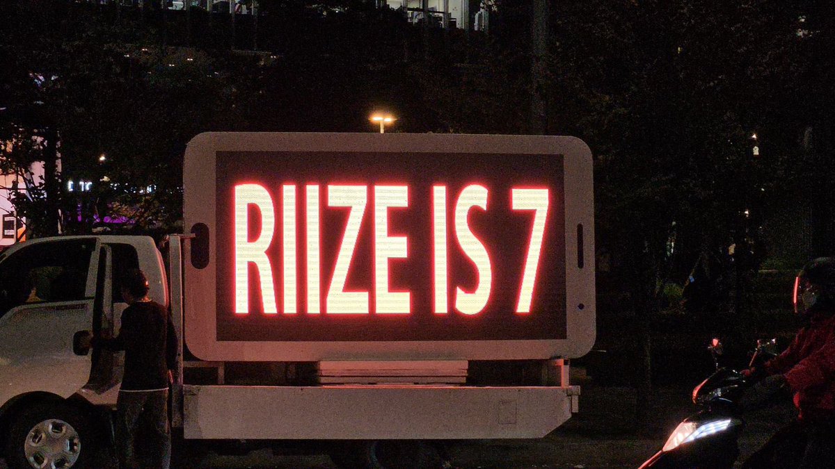 riizehq's tweet image. GUYS THE TRUCKS 😭😭🙏🙏🙏🙏

Thank you @2nd_chance___