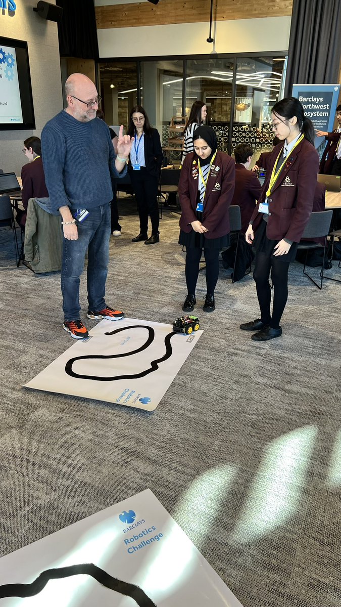 Mr Moore ICT tweet media