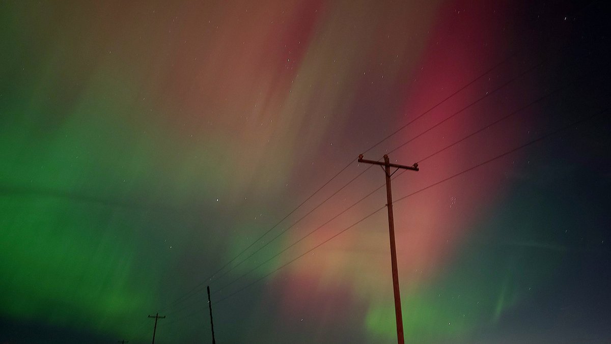 Raven_Radar's tweet photo. #northernlights #aurora https://t.co/6dQKkCN2jr