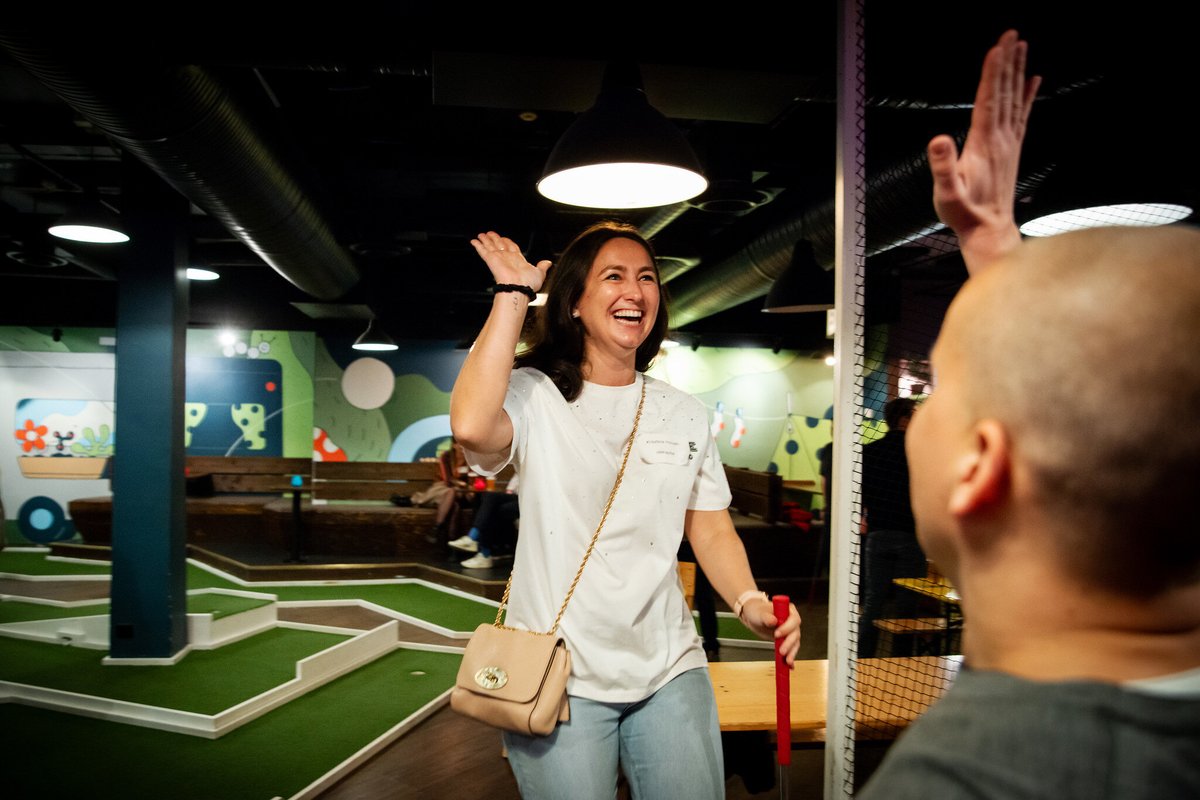 4 snapshots from Oslo Innovation Week 2024—ending the week on a high five 🙌

#pioneers
#oiw2024

📸 Gorm. K Gaare