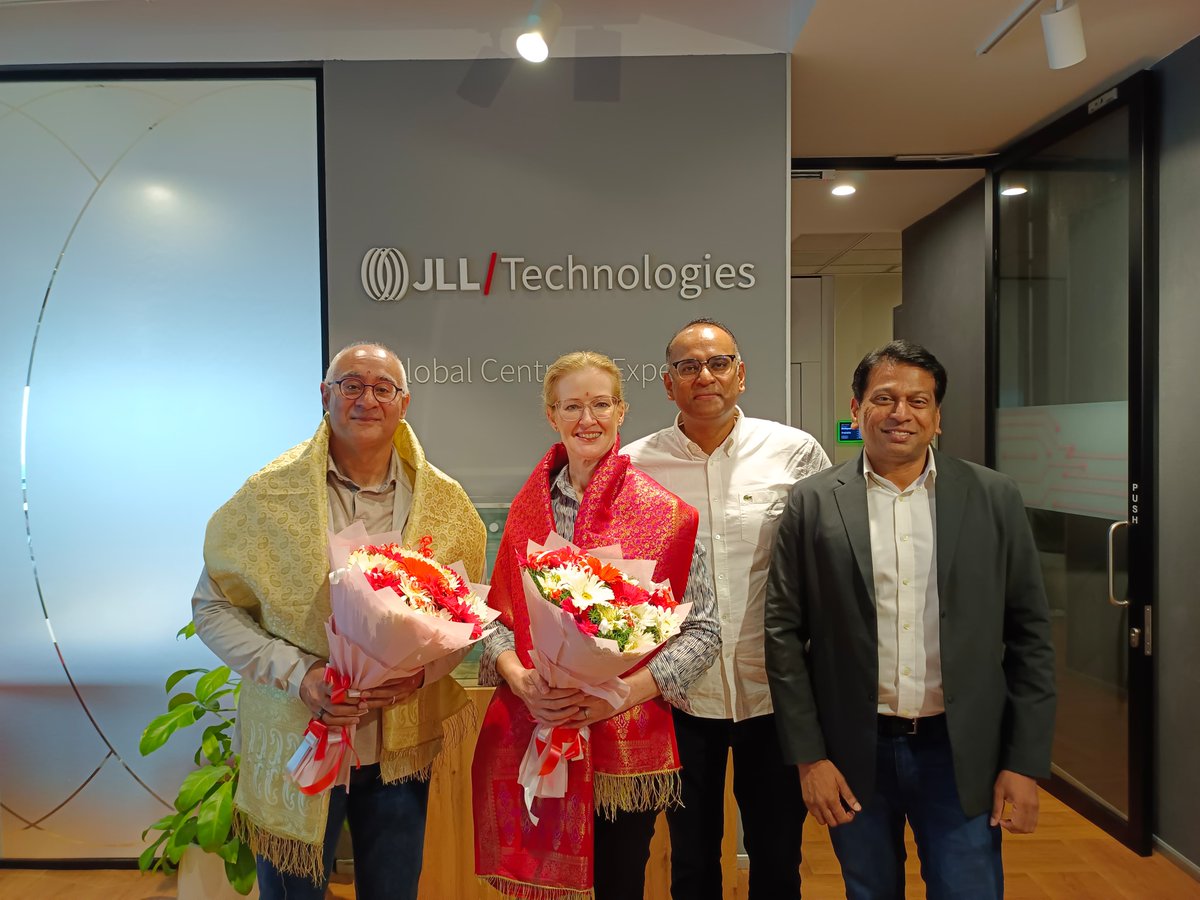 JLLSpark's tweet image. Last week JLL Spark's @trajsingh and Carolyn Trickett embarked on a JLL TechConnect India roadshow. The team visited @JLL offices in Bengaluru and Gurugram to discuss topics around CRE technology, AI impacts on real estate and showcase JLL Spark startups. #AI #CRE
