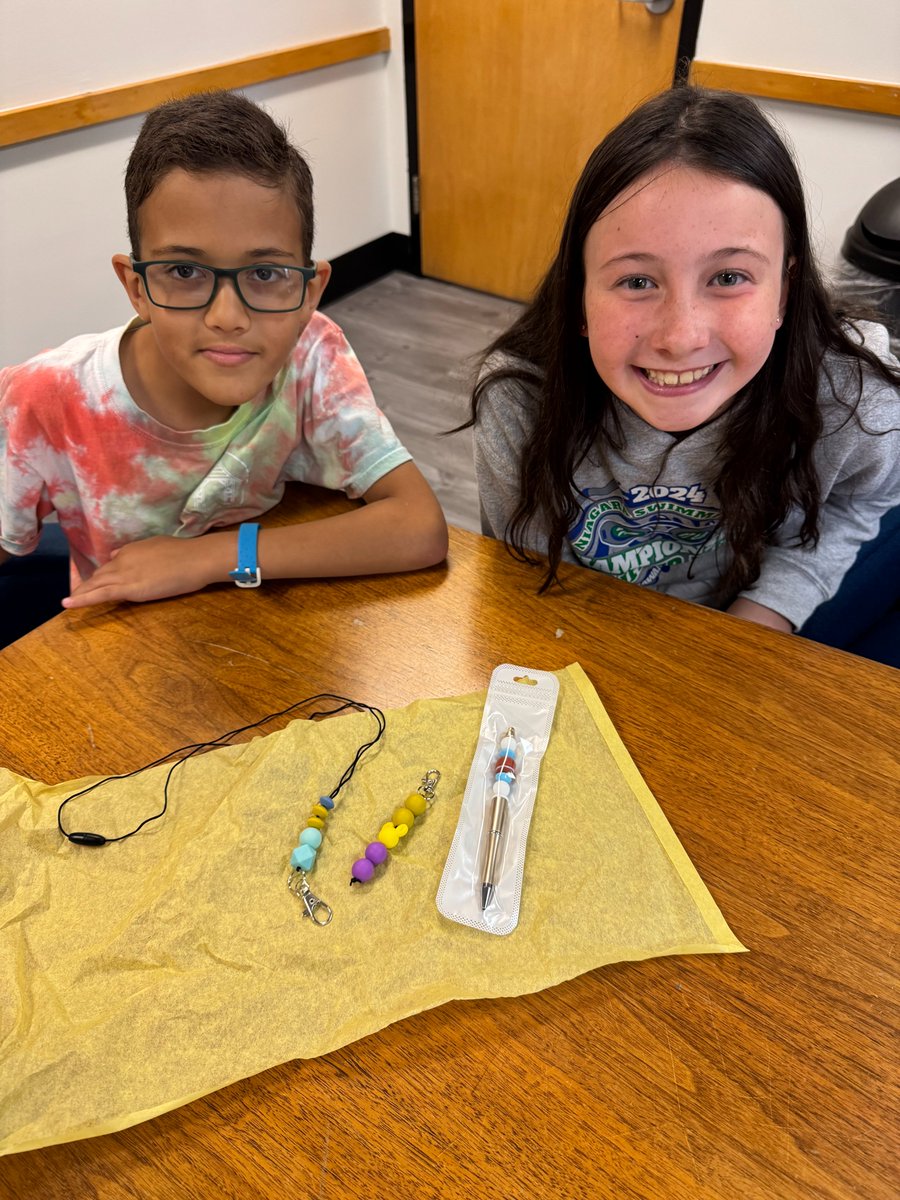 In this episode of Achieving Joy and Mastery in Public Schools we interviewed James Bialasik, the Superintendent of Springville along with his 4th grade teachers &amp; some students. We celebrated the Fun-tastic Fourth Grade Sellers" program. <a href="/NiagaraErie/">Erie-Niagara School Superintendents</a> buzzsprout.com/2041840/episod…