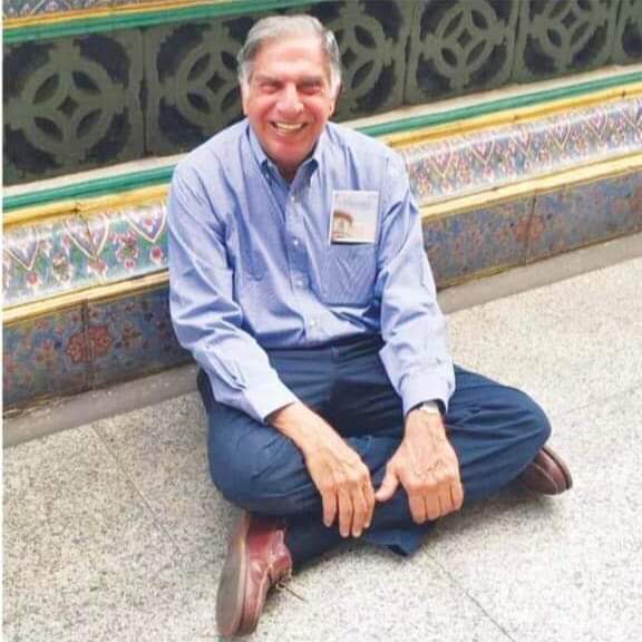 मुझको मेरे बाद ज़माना ढूँढेगा 
🙏💔
#ratantata #RIP 🌹