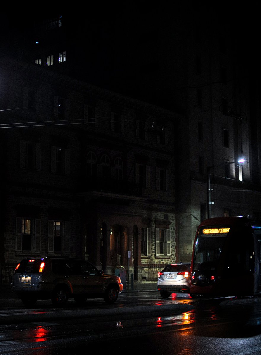 TimSaundersDM's tweet photo. night walking wearing the human skin

#streetphotography https://t.co/Mt4Z6L4cUF