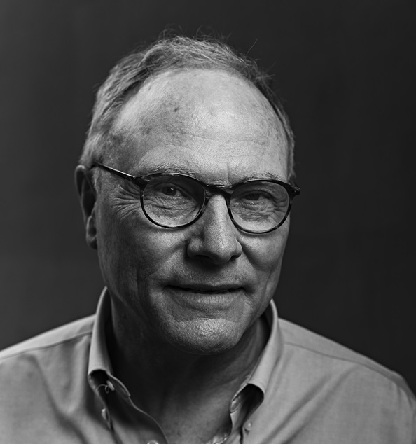 L'economista David Card (University of California, Berkeley) serà aquest any l'encarregat de pronunciar la Lliçó inaugural d'Economia, titulada "Evidence-based Public Policy".

🗓️ 23 d'octubre 
🕘11.00h
 📍 Auditori del Campus Ciutadella

upf.edu/web/econ/llico…