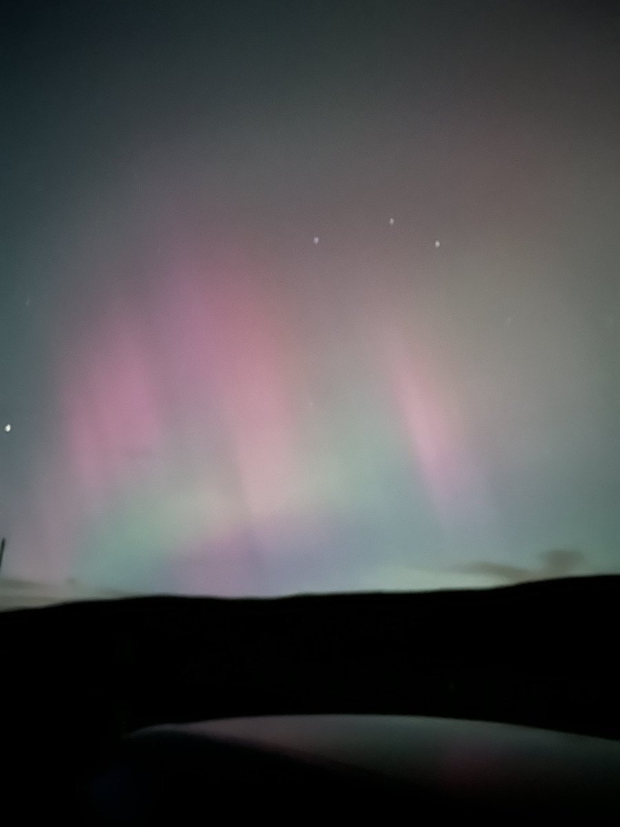 AmarPut's tweet image. 5 hour drive from Scotland parking in the middle of nowhere  justified! #northernlights @GoggleDocs @kamleshkhunti