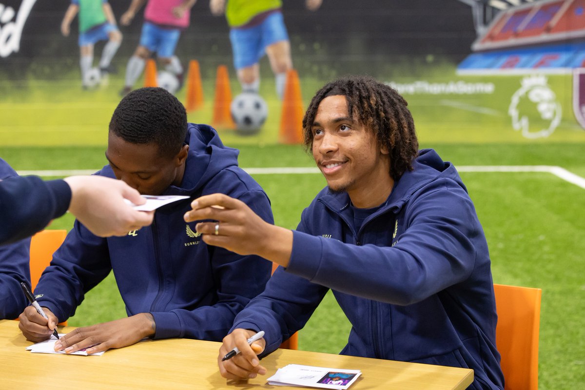Burnley FC in the Community (@burnleyfc_com) on Twitter photo <a href="/BurnleyOfficial/">Burnley FC</a>'s Josh Laurent, Bashir Humphreys, and Jaidon Anthony visited our Limitless Clarets Schools Project at <a href="/TheLeisureBox/">The Leisure Box</a>🌈
In celebration of International Sign Languages Day, the students taught the players well-known phrases, including 'Up the Clarets'👏 <a href="/BurnleyOfficial/">Burnley FC</a>'s Josh Laurent, Bashir Humphreys, and Jaidon Anthony visited our Limitless Clarets Schools Project at <a href="/TheLeisureBox/">The Leisure Box</a>🌈
In celebration of International Sign Languages Day, the students taught the players well-known phrases, including 'Up the Clarets'👏