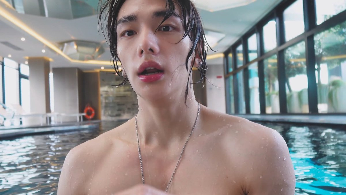 hyunjinpost's tweet image. 