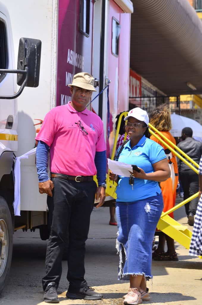 EnterpriseBldSZ's tweet photo. Free Cancer Screenings &amp; Psychosocial support for our Manzini Shoppers in partnership with the Eswatini Breast &amp; Cervical Cancer Network 🩷🩵 https://t.co/LDbPwzyzlq