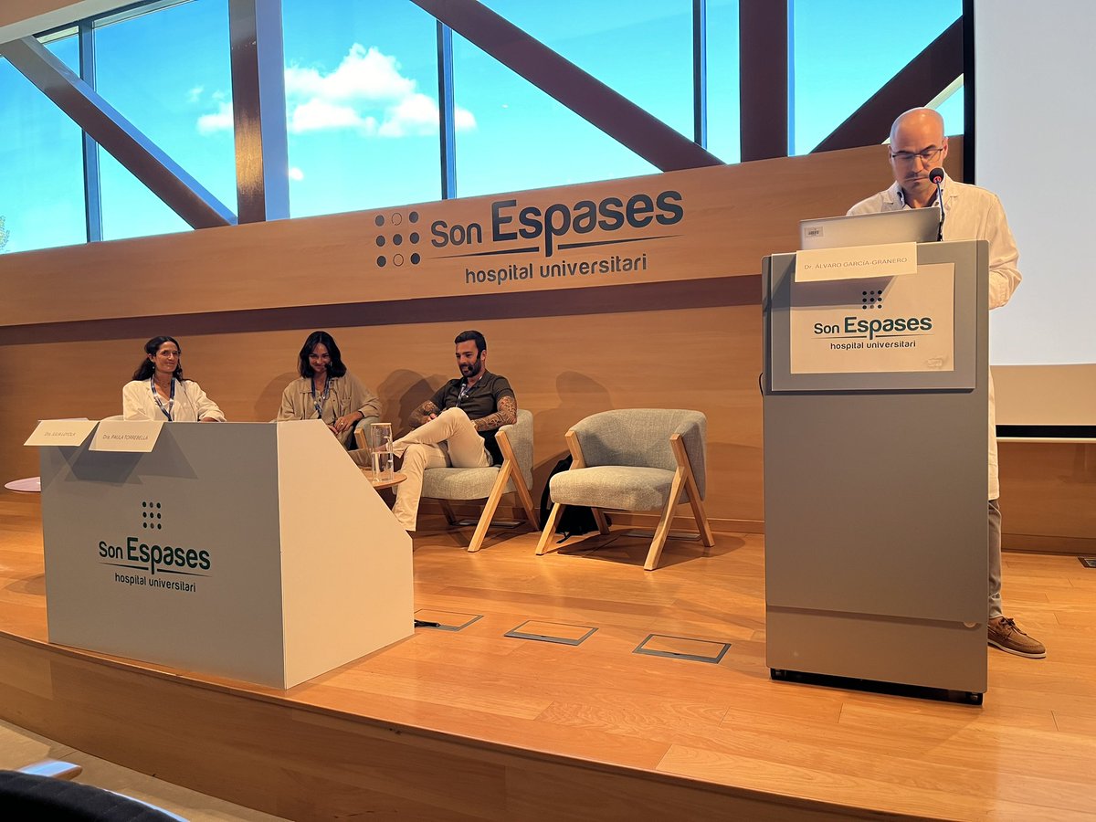 SOBACIR (@sobacir) on Twitter photo Instructivo y divertido repaso en el manejo de la #isquemiaintestinal por Dr. A García-Granero con <a href="/JuliaLMiro/">Julia</a> Paula Torrebella y Juan Magris en la mesa de residentes de la #ixreunionsobacir <a href="/cgdsonespases/">CGD Son Espases</a> <a href="/cirugia_hgmo/">Cirugía HGMO</a> <a href="/inca_cirugia/">Cirugía Inca</a> <a href="/Cirugia_HSLL/">Cirurgia Son Llàtzer</a> <a href="/CirugiaManacor/">Cirugia_Manacor</a> <a href="/infosalut/">Infosalut</a> Instructivo y divertido repaso en el manejo de la #isquemiaintestinal por Dr. A García-Granero con <a href="/JuliaLMiro/">Julia</a> Paula Torrebella y Juan Magris en la mesa de residentes de la #ixreunionsobacir <a href="/cgdsonespases/">CGD Son Espases</a> <a href="/cirugia_hgmo/">Cirugía HGMO</a> <a href="/inca_cirugia/">Cirugía Inca</a> <a href="/Cirugia_HSLL/">Cirurgia Son Llàtzer</a> <a href="/CirugiaManacor/">Cirugia_Manacor</a> <a href="/infosalut/">Infosalut</a>