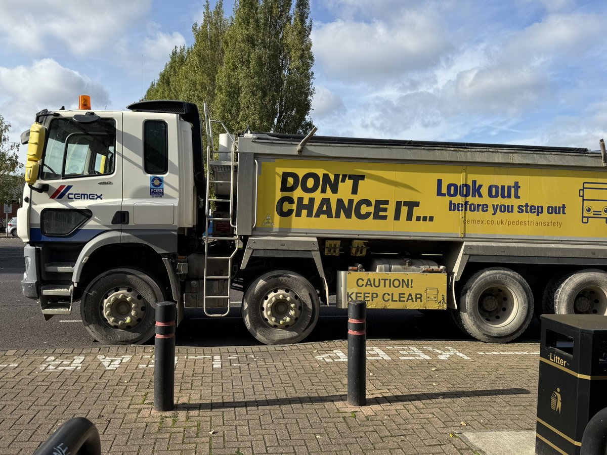 pcresh's tweet photo. Hey @CEMEX_UK, thanks for the warning, but wouldn’t it be better to not park this advert for pedestrian safety on keep clear lines at a busy pedestrian crossing point? https://t.co/PiAWbiCKYE