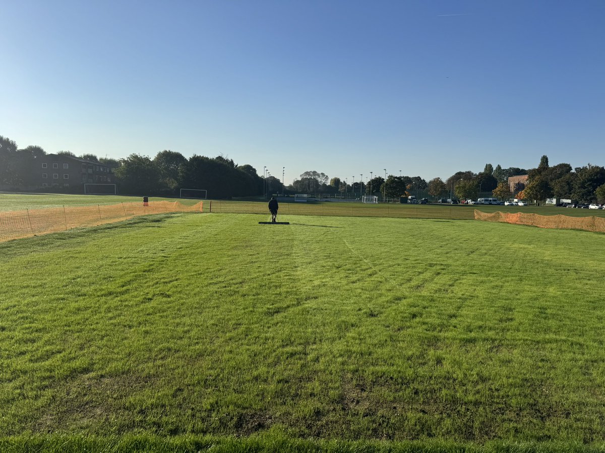 Louis Macklin tweet media