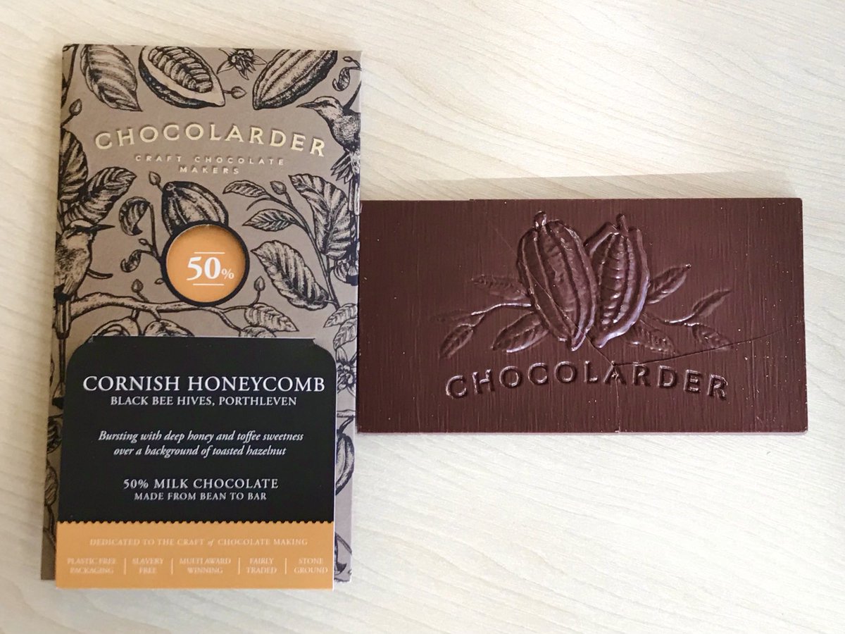 This is glorious - dark milk choc with honeycomb from Cornish bees, all blended and moulded in that magical marvellous county by ⁦<a href="/chocolarder/">Chocolarder</a>⁩
