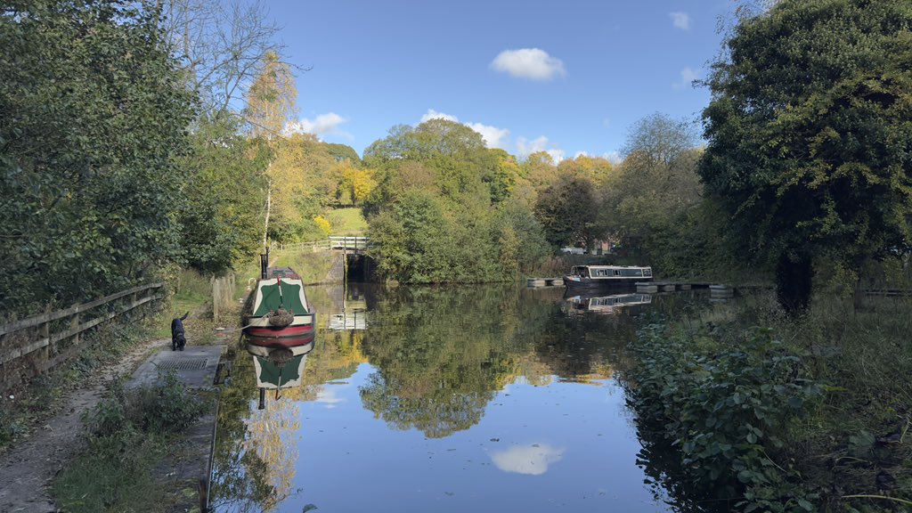 foxy2856's tweet photo. We have arrived! Froghall basin!!! But, due to the inside of my boat having three huge solar panels in it, I’m not going to stop. Walk with Eric and then back up the lock, fill up with water, empty the bins, and back through the tunnel. #Boatsthattweet #SilverPropellerChallenge https://t.co/ihHZ4kwH6F