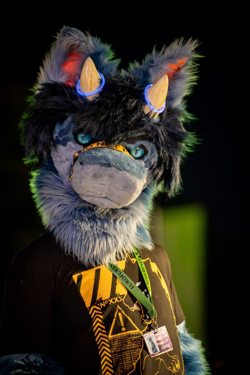 Mod - Haiwürdigungspflicht (@moddoesstuff) on Twitter photo Local shark hopes piercing gaze will pursuade you to remove the muzzle (you will be bitten) (he has zero remorse)
🧵 <a href="/JhelisticHybrid/">Jhelistic Hybrids 🇲🇾 | taking one comm at a time</a>
📸<a href="/TechWolfPhotos/">TechWolfPhotografur</a>
🌍 🇩🇪 Hamburg, EF28
#FursuitFriday Local shark hopes piercing gaze will pursuade you to remove the muzzle (you will be bitten) (he has zero remorse)
🧵 <a href="/JhelisticHybrid/">Jhelistic Hybrids 🇲🇾 | taking one comm at a time</a>
📸<a href="/TechWolfPhotos/">TechWolfPhotografur</a>
🌍 🇩🇪 Hamburg, EF28
#FursuitFriday