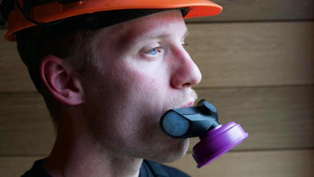 B.C. wildland #firefighter designs sleek #respirator to combat #smoke hazards. The product is functional and he hopes to eventually get it on the market, filling what he says is a gap in #protectivegear.
bc.ctvnews.ca/b-c-wildland-f…
#lungcancer #cancer #forestfires #worksafety