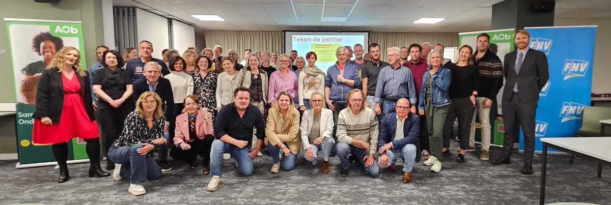 Vandaag een mooie aftrap van het actietraject in het VO met alle vakbonden 💪

Op naar een lagere werkdruk, aantrekkelijker beroep en beter onderwijs voor onze leerlingen!

<a href="/AObtweets/">AOb</a> <a href="/CNVOnderwijs/">CNV Onderwijs</a> <a href="/FederatieFvOv/">FvOv</a> <a href="/FNVOverheid/">FNV Overheid</a>

#laatonslesgeven #voinactie