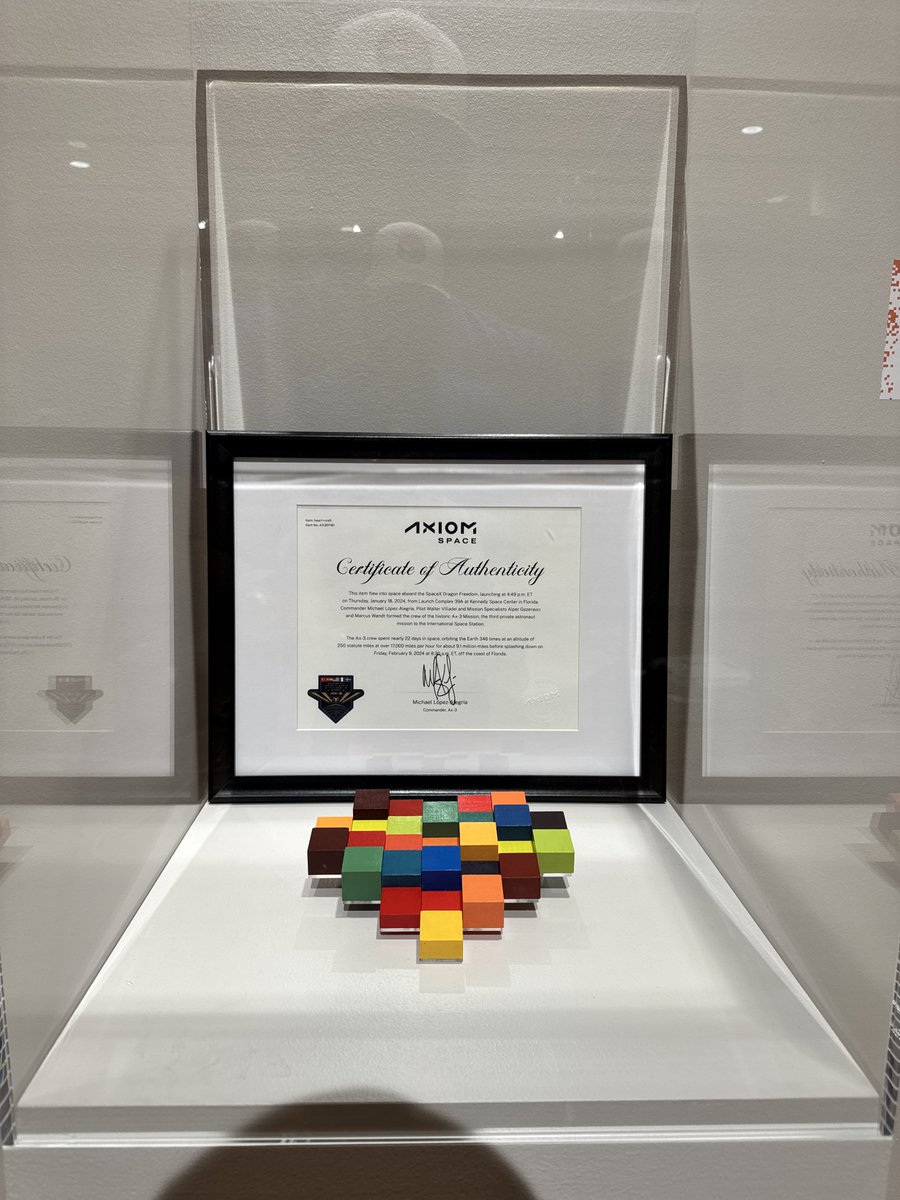 Jordan Lyall (@jordanlyall) on Twitter photo Just got this photo from <a href="/ArtOnBlockchain/">Erick / Snowfro / 🦩 / LAO / #️⃣ / 🔴</a> of Heart + Craft #1 on display at the <a href="/museumartlight/">Museum of Art + Light</a> in Kansas! 
This piece made its journey to space earlier this year with <a href="/Axiom_Space/">Axiom Space</a>, docking with the ISS, and now lives as part of the exhibit. Just got this photo from <a href="/ArtOnBlockchain/">Erick / Snowfro / 🦩 / LAO / #️⃣ / 🔴</a> of Heart + Craft #1 on display at the <a href="/museumartlight/">Museum of Art + Light</a> in Kansas! 
This piece made its journey to space earlier this year with <a href="/Axiom_Space/">Axiom Space</a>, docking with the ISS, and now lives as part of the exhibit.