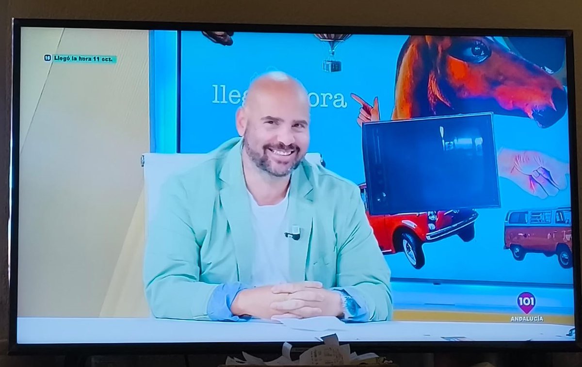 Jaime Noguera (@hachazoman) on Twitter photo Cuando alguien te ve en la tele y te saca una foto.
(Hoy estuve en <a href="/101tvMalaga/">101TV Málaga</a> presentando el 23 Festival Internacional de Cine de Benalmádena) ficcab.org #benalmadena #Cultura Cuando alguien te ve en la tele y te saca una foto.
(Hoy estuve en <a href="/101tvMalaga/">101TV Málaga</a> presentando el 23 Festival Internacional de Cine de Benalmádena) ficcab.org #benalmadena #Cultura