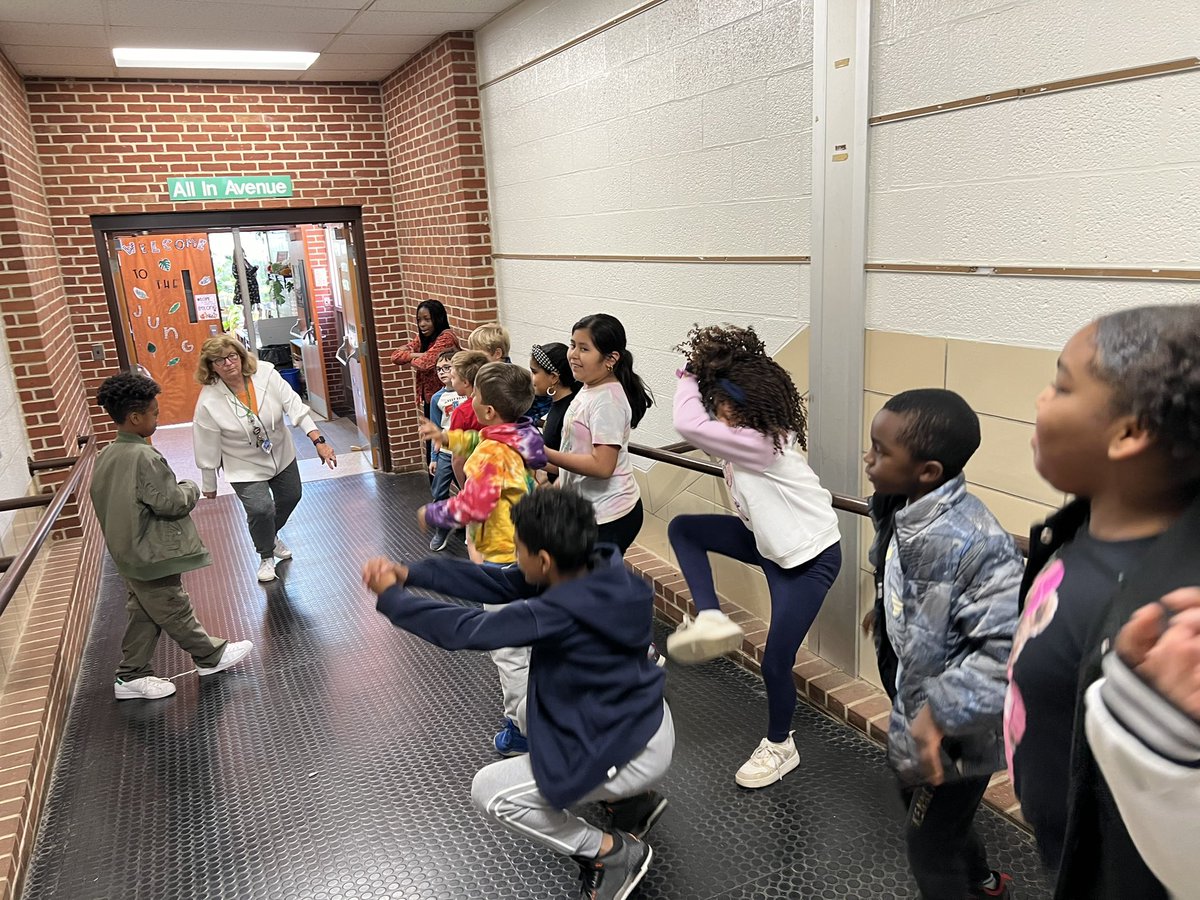 4th graders arriving a minute early for Specials take the opportunity to play a game of statue. (Dance until leader turns around - then freeze!)

Bring the joy. 🤩