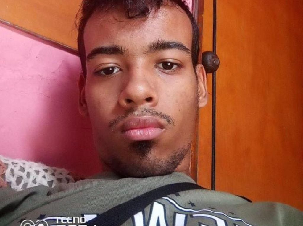 diceleo_'s tweet photo. 🚨𝐀𝐘𝐔𝐃𝐀 𝐀 𝐃𝐈𝐅𝐔𝐍𝐃𝐈𝐑!

Maikol Villamizar de 22A, joven con retraso mental, se encuentra desaparecido, luego de salir de su casa en la Av. Fernando Figueredo, Valencia, Edo. Carabobo.

Información 0412-9654760/ 0424-4967476 / 0412-4683176.
#11Oct #URGENTE #ALERTA RT🔃 https://t.co/0fq528kWuj