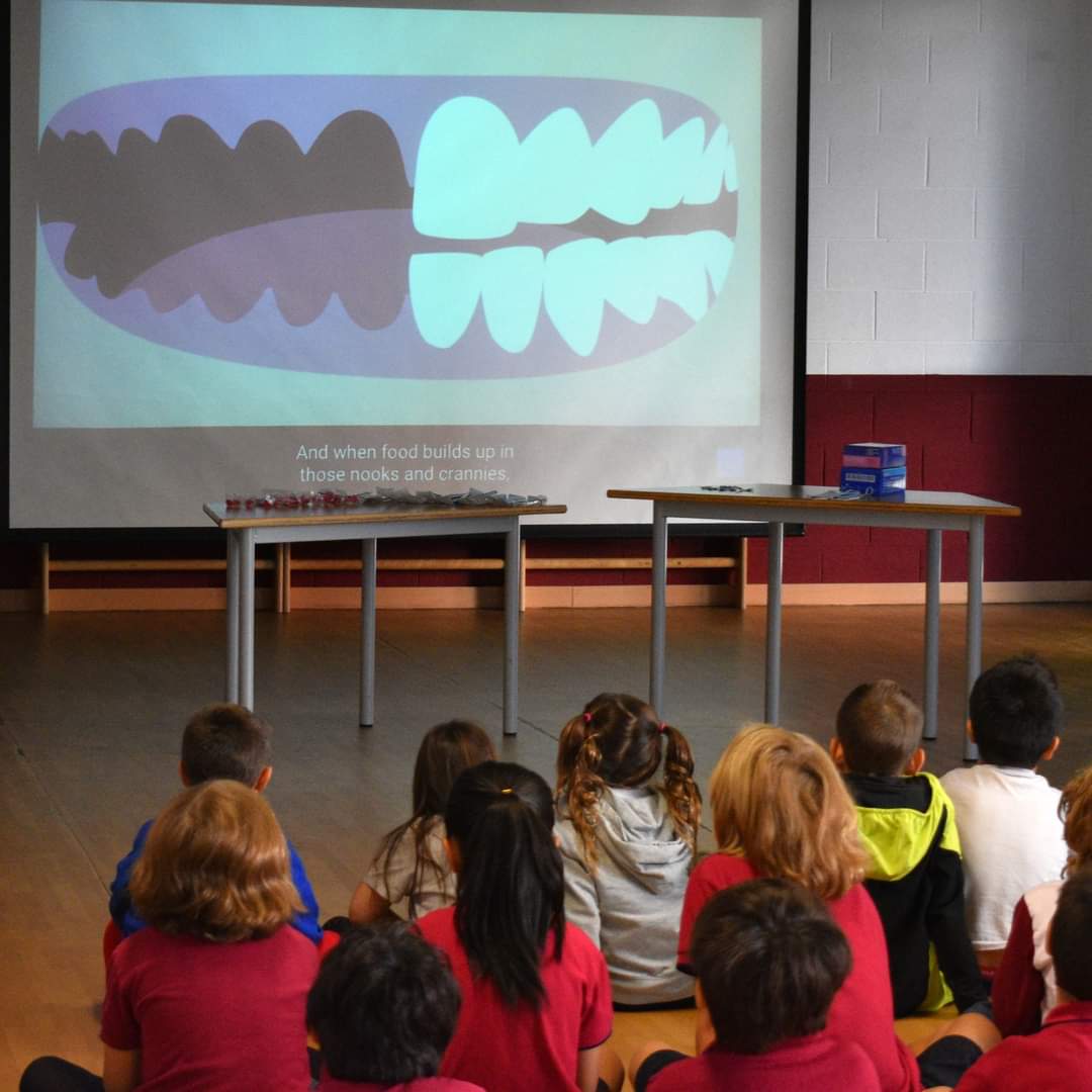 ISCAT_School's tweet photo. Thrilled to host dental hygiene workshops for our Year 2-7 students! Huge thanks to MG Dental Clinic for teaching the importance of oral health with hands-on activities. Your support helps our students keep their smiles bright! 🦷✨ #OralHealth #DentalCare https://t.co/PdCiHGnuS9