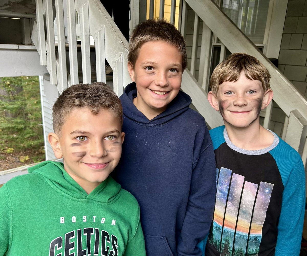 Ms. Erin Keaney tweet media