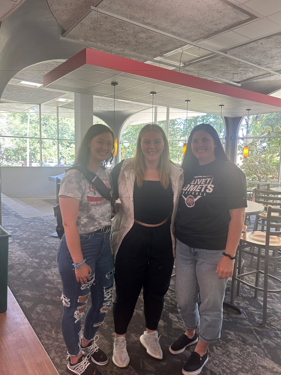 This past weekend I had an amazing visit at the university of Olivet on softball recruiting visit. I absolutely loved all the qualities of the campus and programs, and would like to thank Coach Mac and the softball program for the experience. I can’t wait to go back soon!