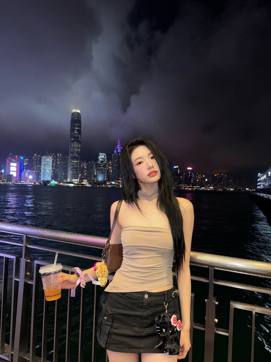 fallensdark's tweet image. 🧎🧎🧎🧎🧎