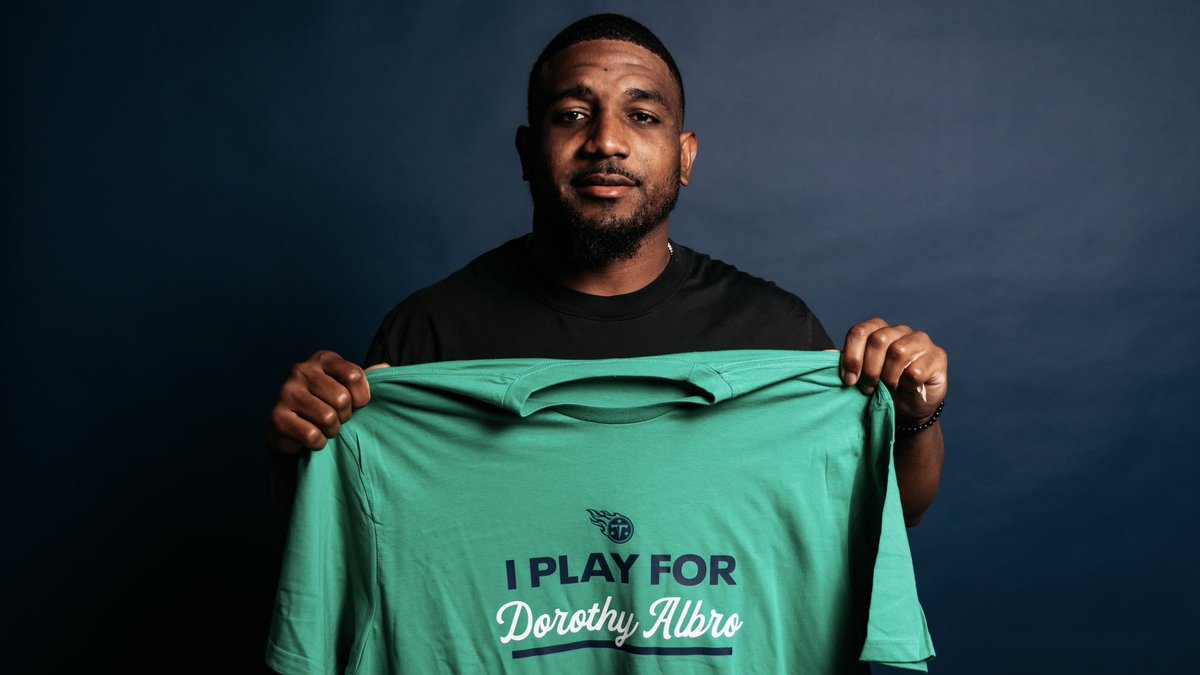 Titans's tweet photo. Playing for more this weekend 🫶

Several Titans players and members of the coaching staff will wear shirts honoring family and friends who have fought or are fighting the battle with cancer to raise awareness for early detection as part of the @NFL #CrucialCatch campaign https://t.co/PHwUN00ItP