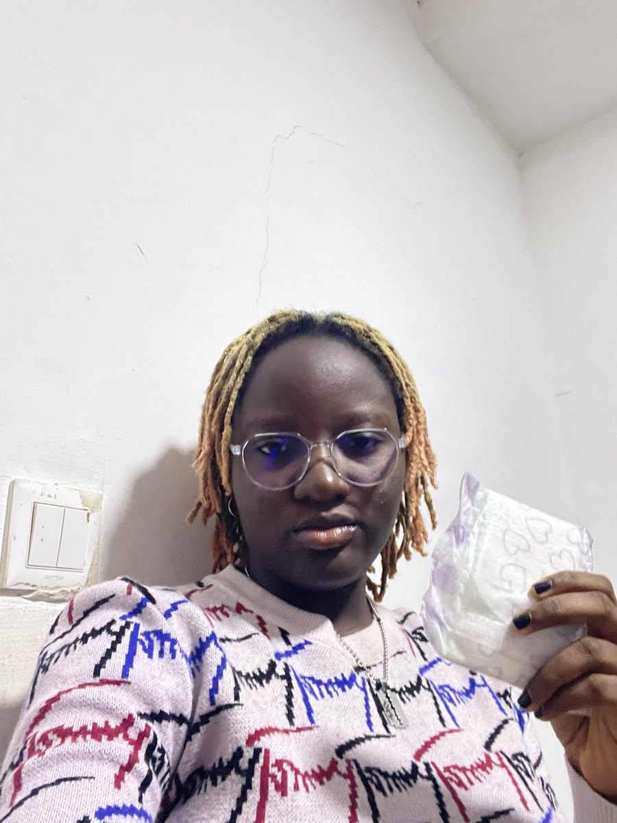 ddyslexiccr8ive's tweet photo. If you have sensitive skin like me 😊, look for pads that are fragrance-free and made with organic cotton or hypoallergenic materials.
Also, don’t forget to donate any amount you can to pad up a girl child.🩷
Happy international day of the girl child.
#PadUpChallenge https://t.co/MhtOjdMDpx