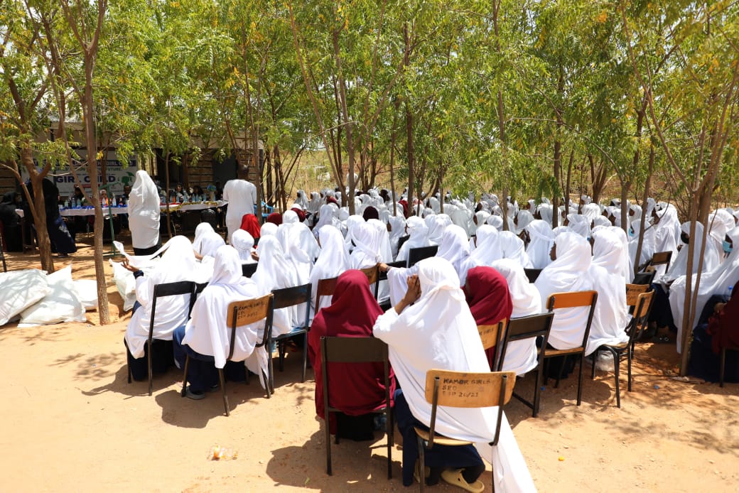 SaveChildren_KE's tweet image. Today, we celebrated the International Day of the Girl in Mandera East alongside the First Lady of the county, Her Excellency Madina Ali.

We honor the strength, dreams, and leadership of girls everywhere! Let’s continue to amplify their voices and empower them to break barriers…