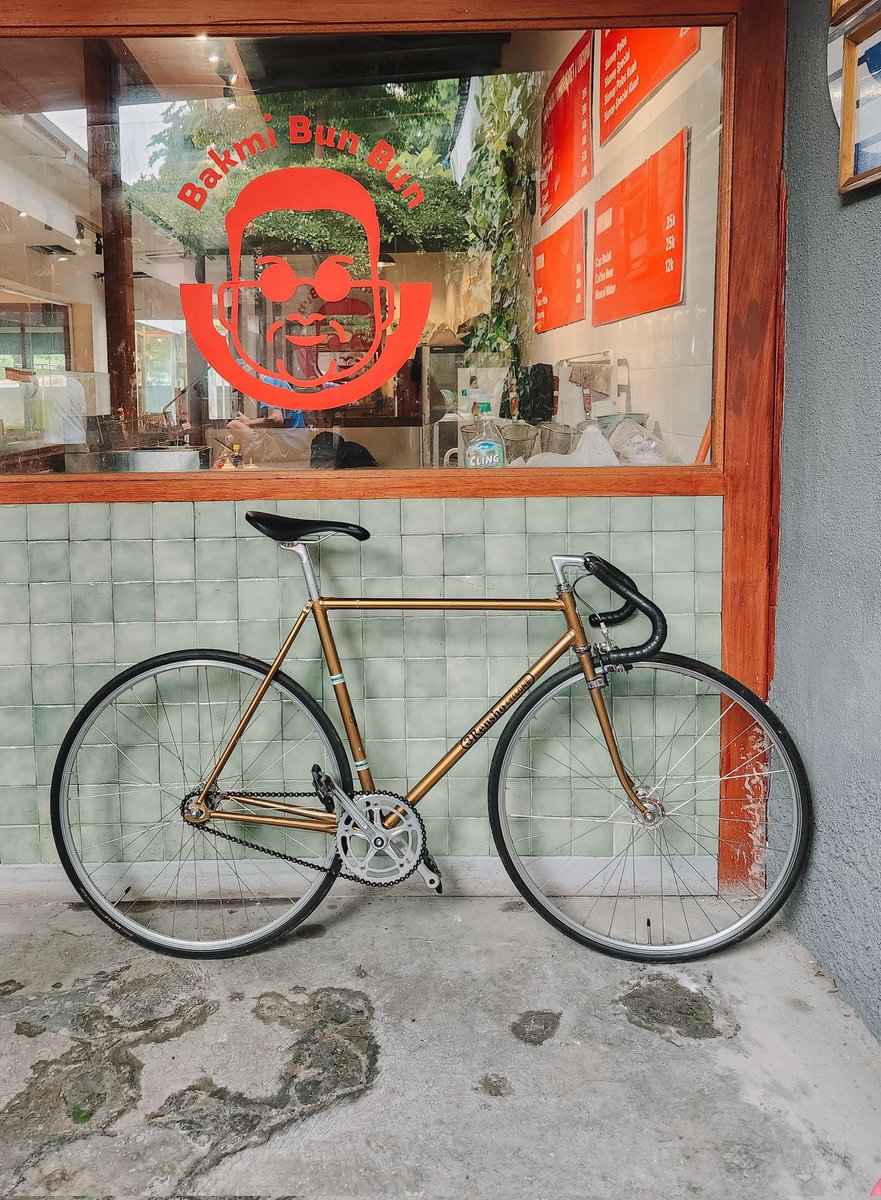 TOBABER's tweet image. #FNFJB #WTS Super Rare, 3Rensho Cyclone size 51.5.

Full bike - frame set, nego DM. Detail alt.