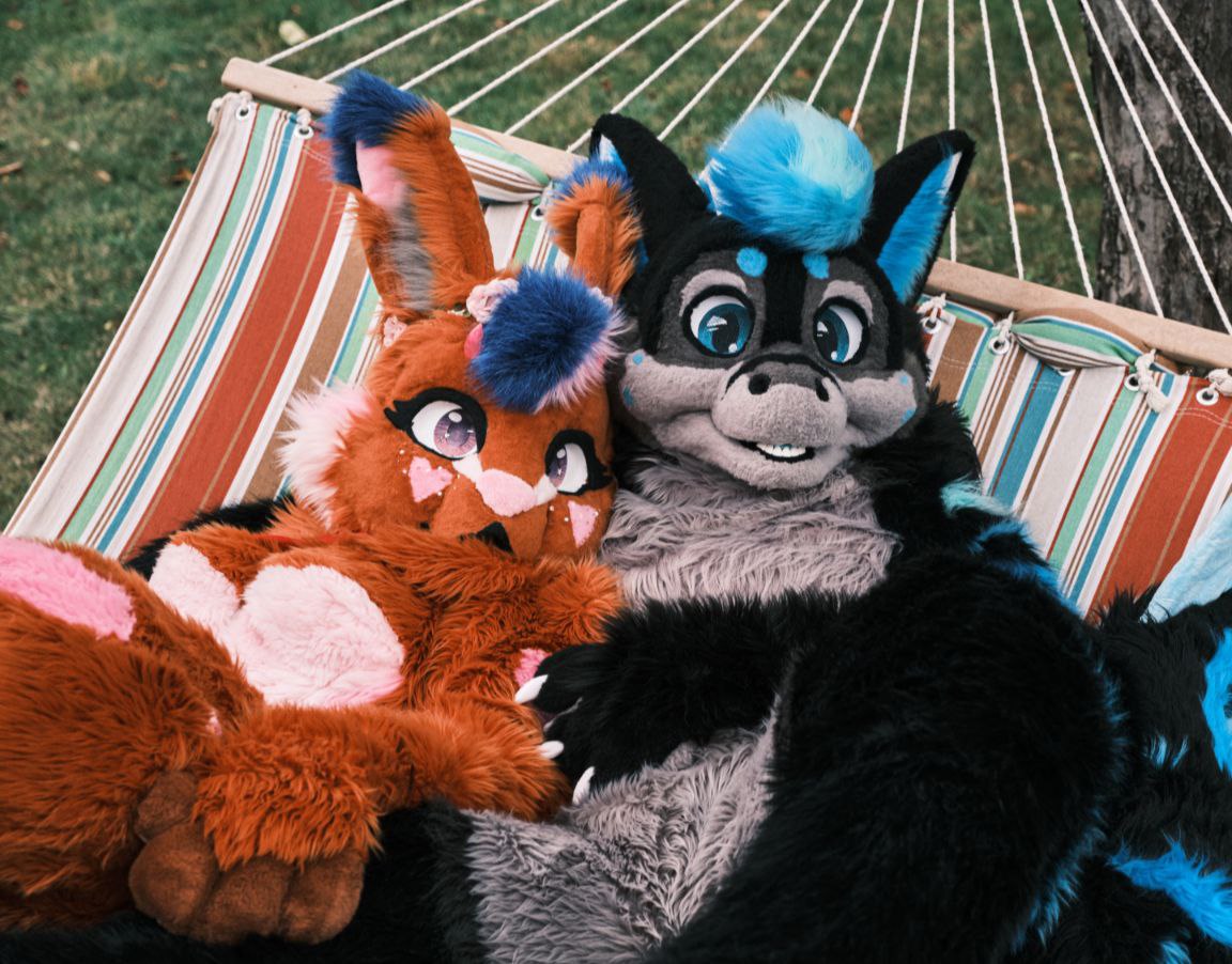 Shiro (@shiro_derg) on Twitter photo Looking forward to spending some time with my most favourite bun in the world on Sunday, can't come soon enough! #FursuitFriday
🐇 <a href="/cream_bnuny/">🌸 Crème de Bunth 🌸 🔜 Cfz!</a>
📷 <a href="/BrandyTheWuff/">🐾 Brandy 🐾</a> (I think, sorry!) Looking forward to spending some time with my most favourite bun in the world on Sunday, can't come soon enough! #FursuitFriday
🐇 <a href="/cream_bnuny/">🌸 Crème de Bunth 🌸 🔜 Cfz!</a>
📷 <a href="/BrandyTheWuff/">🐾 Brandy 🐾</a> (I think, sorry!)