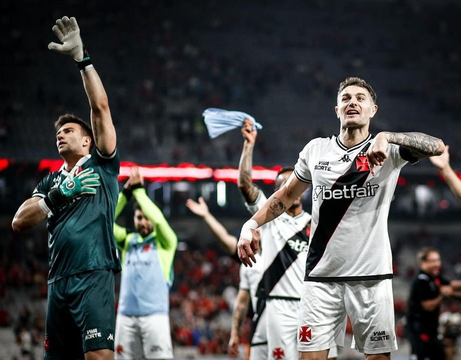 NewsAlmirantee's tweet photo. ATENÇÃO! O STJD decidiu que vai manter os jogos de volta da Copa do Brasil nos dias 19 e 20 (sábado e domingo).

A decisão foi de forma unânime.

📸: Lucas Almeida https://t.co/48IqpXOwcr
