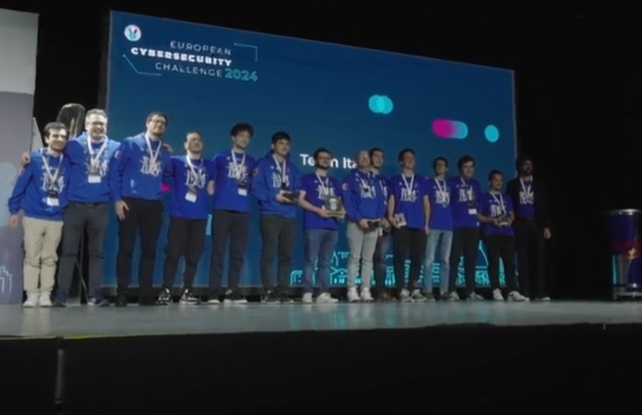 Secondi in Europa in #CyberSecurity a #ECSC24. Bravissimi Team Italy <a href="/CyberSecNatLab/">Cybersecurity National Lab</a> <a href="/GaspareFerraro/">Gaspare Ferraro</a> @Paolo_Prinetto