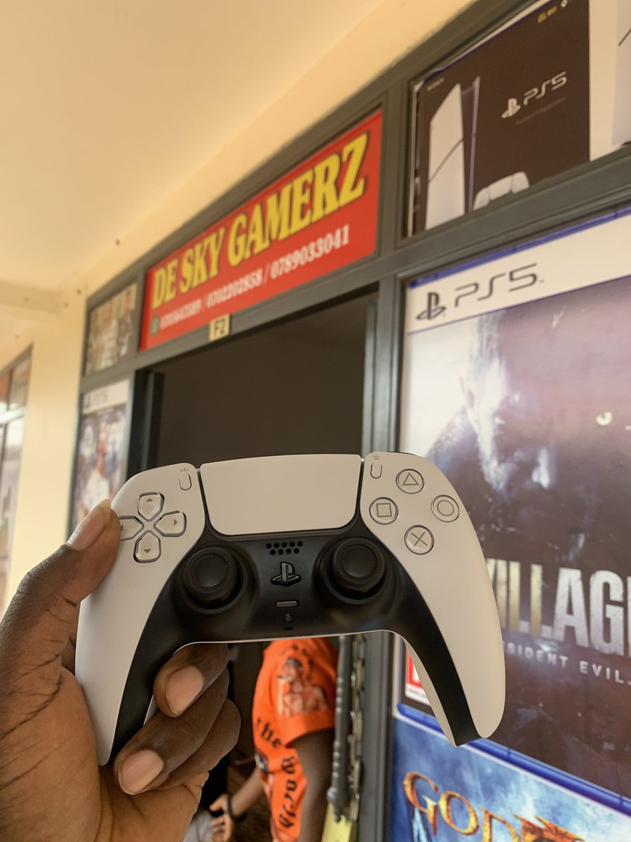jak_derry's tweet photo. “Press X for fun. Why watch when you can play?  @DE_SKY_GAMERZ Namugongo’s gaming hotspot!” https://t.co/MJ5MFyO53h