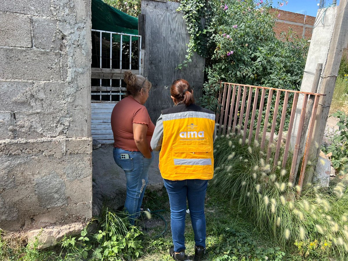 #LaserInformativo

#Locales|| Línea #AMA abraza la salud mental de la gran familia: <a href="/josejoseantonio/">Toño Ochoa</a> 

• Atienden 147 casos de contención emocional en un mes a través de la Línea #AMA del <a href="/INDEHVAL/">Instituto de Desarrollo Humano</a> 
• Utilizan la autopsia psicológica como herramienta preventiva.

En #Durango,