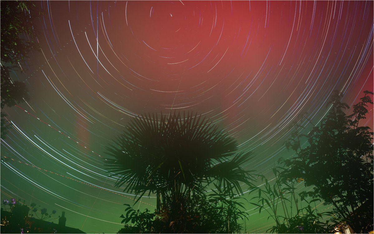 Tonydotlufc's tweet image. Star trails, Satellites, Air Traffic etc in front of a fantastic #aurorauk from the garden last night @carolinelufc