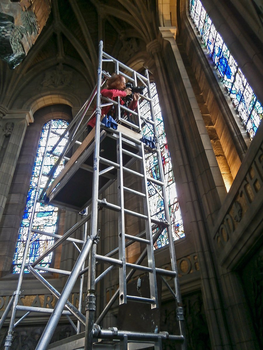Antonia_Reeve's tweet photo. @OlgaWojtas @DoorsOpenDays It does help that it was a proper job.. using lights, scaffolding towers (not necessarily the one promised the day before!), crowd control (not always effective!) https://t.co/UaHIxfcjei